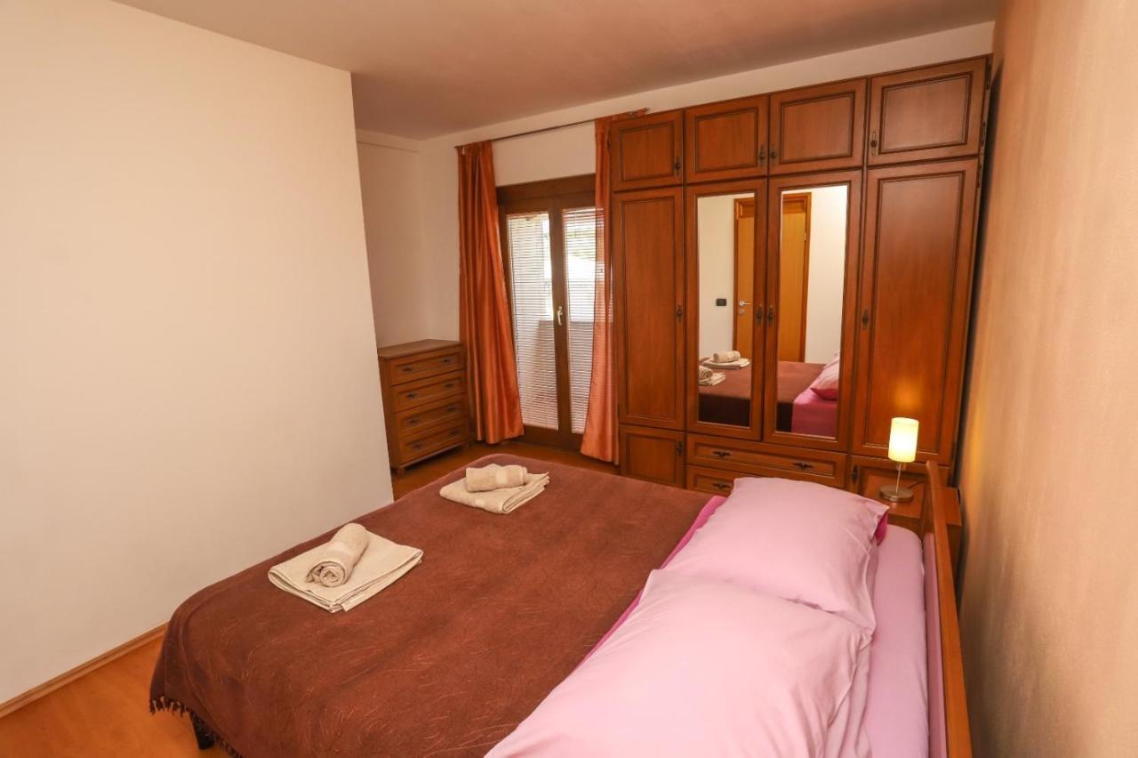 Apartment Nina With Private Pool Нова-Вас Экстерьер фото